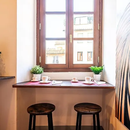 Ponte Vecchio E Palazzo Pitti Prestigioso Storico Apartment *